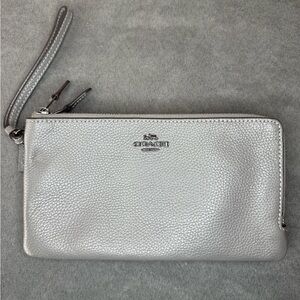 Coach Double Zip Pebble Leather Wristlet Gray Silver Zip Pouch
